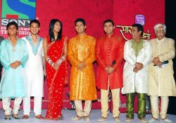 Aishwarya Sakhuja and Ravi Dubey at the Launch Party of Saas Bina Sasural held at J.W.Marriott Juhu Santacruz on 14.Oct.2010