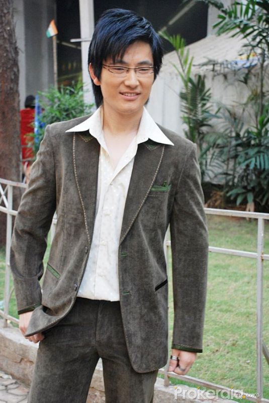Meiyang Chang