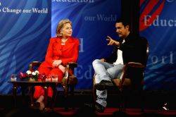 Aamir Khan meets Hillary Clinton.