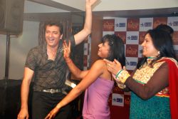 Avinash Wadhavan and Parul Chauhan at Star Plus Serial 
