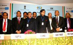Union Minister for Overseas Indian Affairs Vayalar Ravi and Union Minister (MOS) Shashi Tharoor with the Delegates during the Gulf Session at the 8th Pravasi Bharatiya Conference in New Delhi on Saturday.
