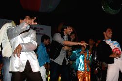 Vivek Oberoi at Vallabdas Dagra Indian Society children event, Bandra.