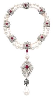 A 16th century pearl belonging to late Hollywood icon Elizabeth Taylor which set an auction price record of $11,842,500.