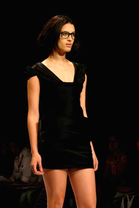 A Model on the ramp during "The Ashish n Soni" show at the Wills Lifestyle India Fashion Week in New Delhi on Saturday 24 Oct 09.