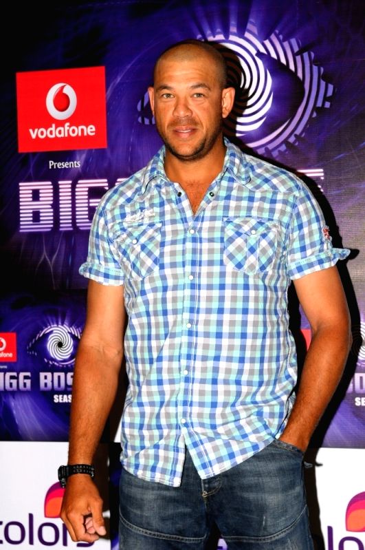 Andrew Symonds to enter Bigg Boss 5.
