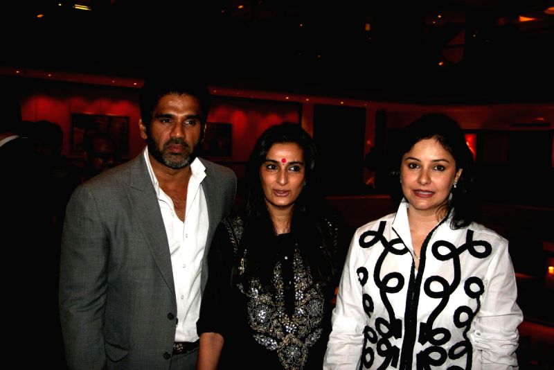 Anjali Tendulkar and Suneil Shetty at Taj Land's End bash at Bandra.