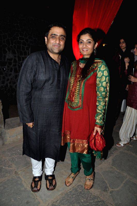Big B at Aman Ki asha poetry reading.