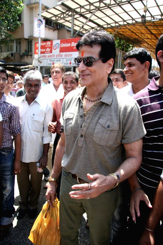 Celebrities at seeks blessing at Siddhivinayak for his Film City of Gold at Dadar.