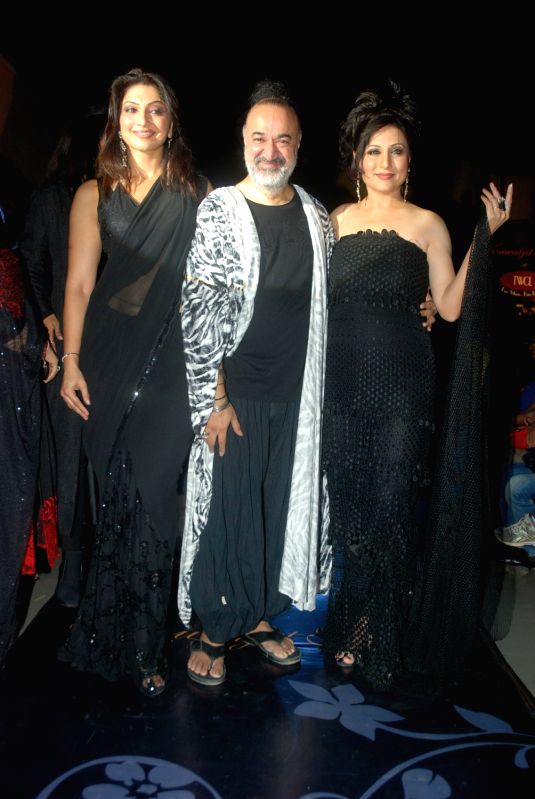 Celebs on the ramp for Kawaljeet at The Wedding Cafe in Andheri.