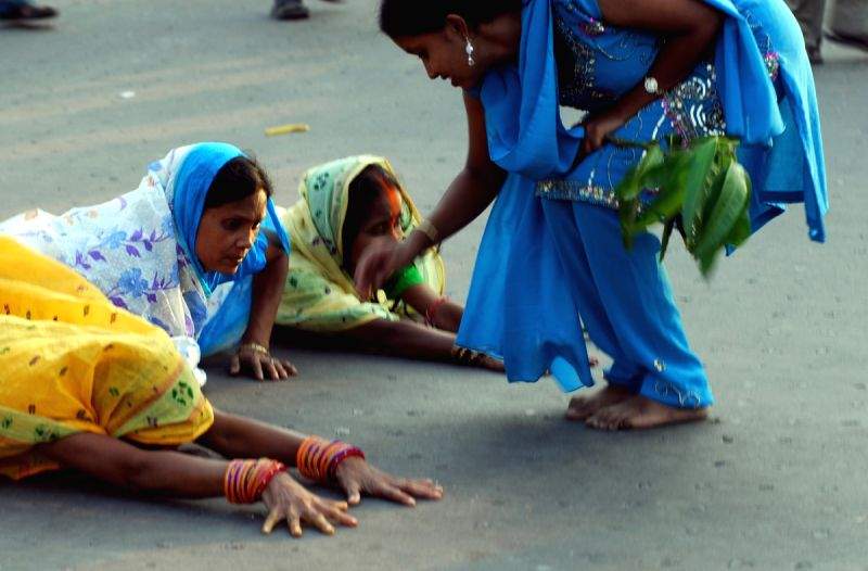 Chhath is an ancient Hindu festival dedicated to Surya.The Chief Solar Deity unique to Bihar and Jharkhand.This major festival is also celebrated in the northeast region of India, Madhya Pradesh, Uttar Pradesh, and parts of Chhattisgarh. Kolkata on Saturday.