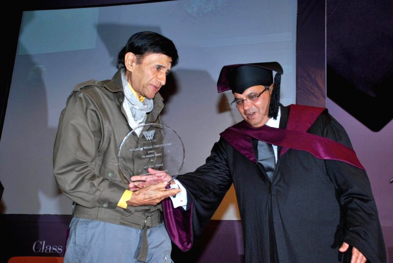 Dev Anand and Subhash Ghai honoured by "Whistling Woods".