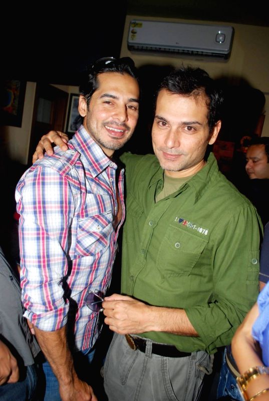 Dino Morea at Wife Time Trouble play by D.S.Pahwa at Bhaidas in Mumbai.