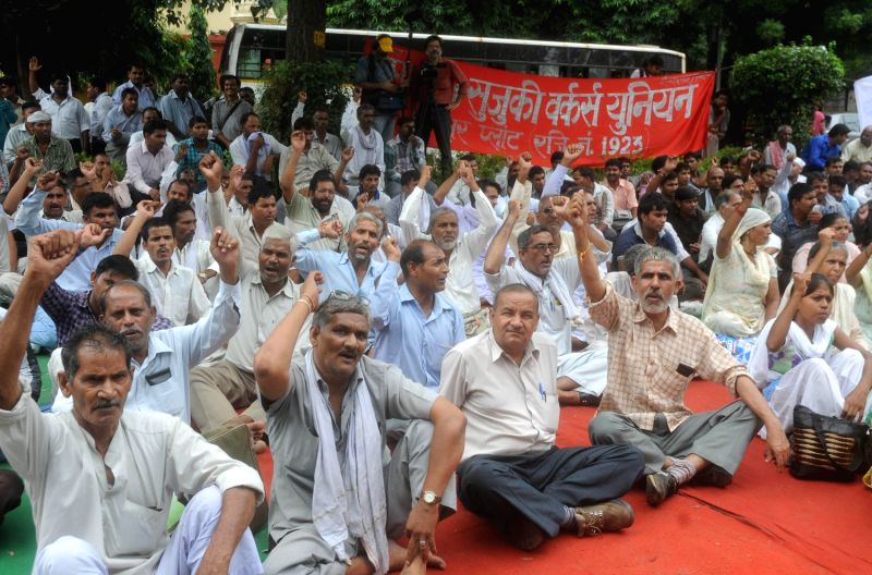 30 members arrested family Family of Maruti arrested workers members and activists