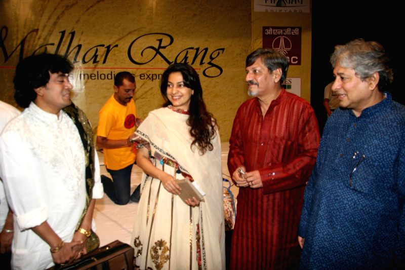 Juhi Chawla and Amol Palekar at Pancham Nishad's classical event at Nehru Centre.