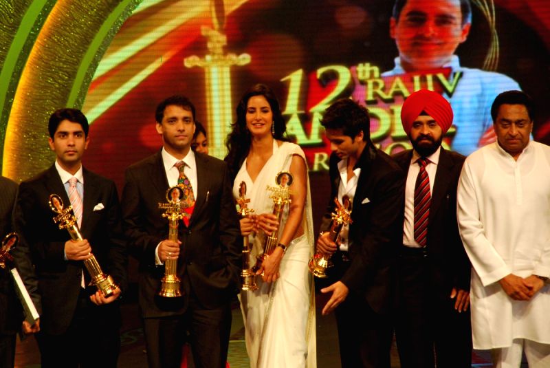 Katrina Kaif and Shahid Kapoor at the “Rajiv Gandhi Awards”.