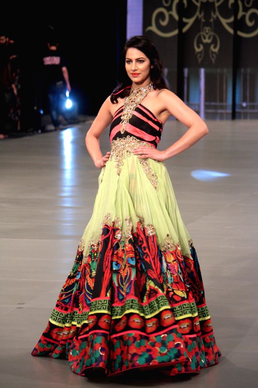 PAKISTANLAHOREPFDCFASHION WEEK