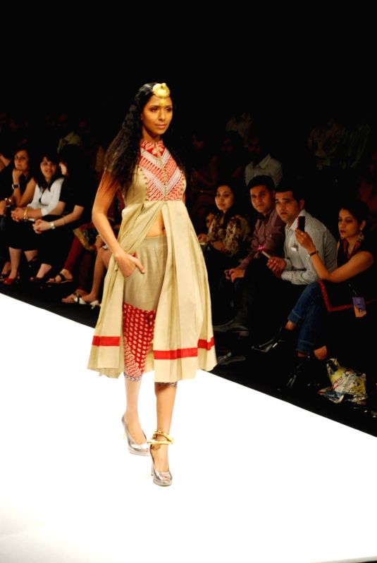 Model walks on the ramp for designer Vijay Balhara at Lakme Fashion Week 2010.