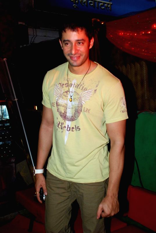 Model Zulfi at Morell Sixto anniversary bash at Andheri.