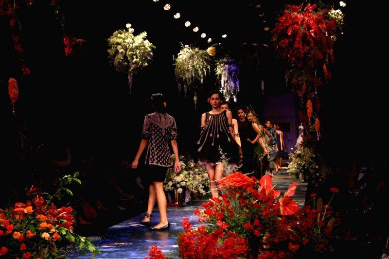 Models on the ramp for designer Tarun Tahliani in Wills Lifestyle India Fashion Week in New Delhi on Saturday 24 Oct 2008.