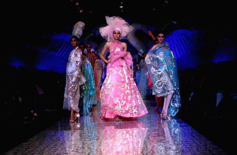 Models showcasing designer Suneet Verma's creation at the Wills Lifestyle India Fashion week in New Delhi on Tuesday 27 Oct 2009.