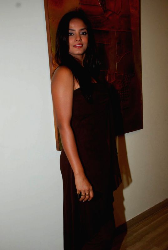 Neetu Chandra at Theatres of India press meet at Sahara Star.