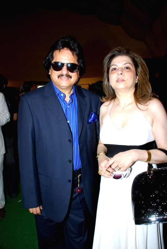 Pankaj Udhas and his wife at Mcdowell Derby at Mahalaxmib Race Course.