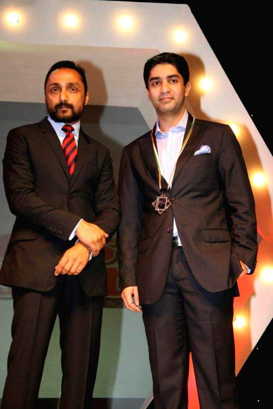 Rahul Bose and Abhinav Bindra at Sports Illustrated Awards.
