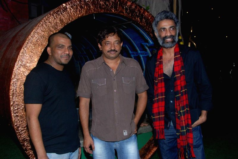 Ram Gopal Verma and Makrand Deshpande at 100 Lounge opening.