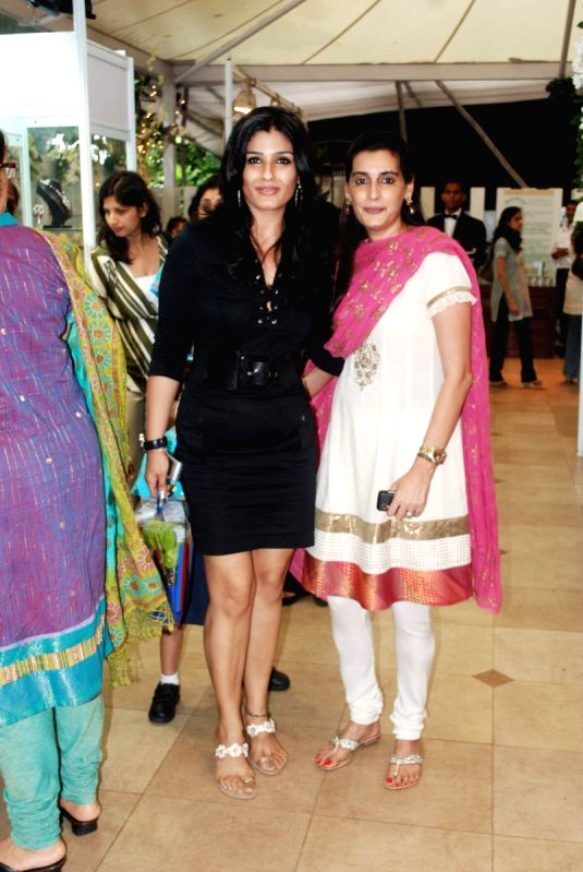 Raveena Tandon at Araish exhibition.
