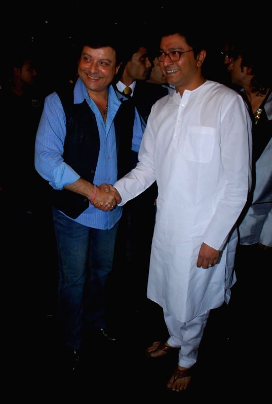 Sachin at music directors Ajay and Atul Gogawales website ajayatul.com launched by Amitabh Bachchan at Hotel JW Marriott, Juhu.