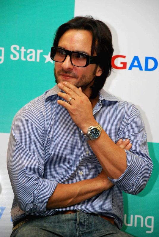 "Saif Ali Khan meet LAK-Bigadda contest winners”.