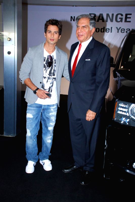 Shahid Kapoor receiving the keys of his new Range Rover Model Year 2010 from Mr. Ratan N. Tata, Chairman, Tata Sons & Tata Motors, at the Jaguar Land Rover Showroom in Mumbai on 2nd November 2009. Mr. Kapoor purchased this Range Rover.”