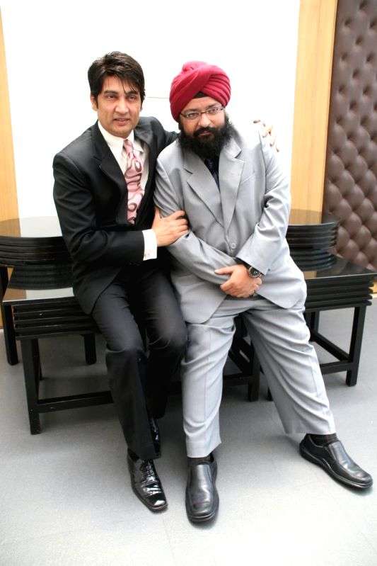Shekhar Suman at the launch of "Tedhi Baat".