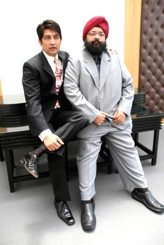 Shekhar Suman at the launch of "Tedhi Baat".