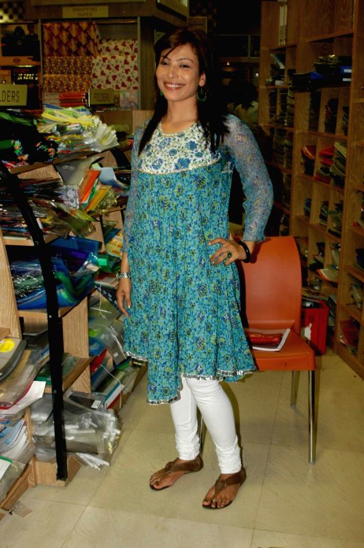 Shilpa Shukla at Frozen film DVD launch at Landmark.