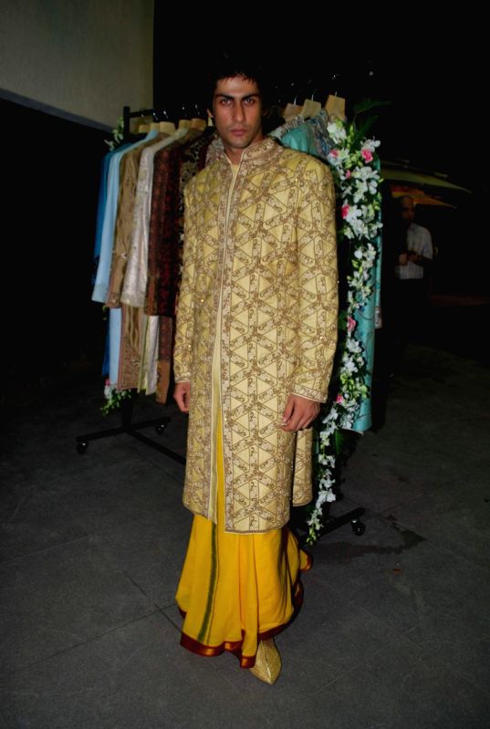 Showcase their Men’s Wear Sohum Spa.