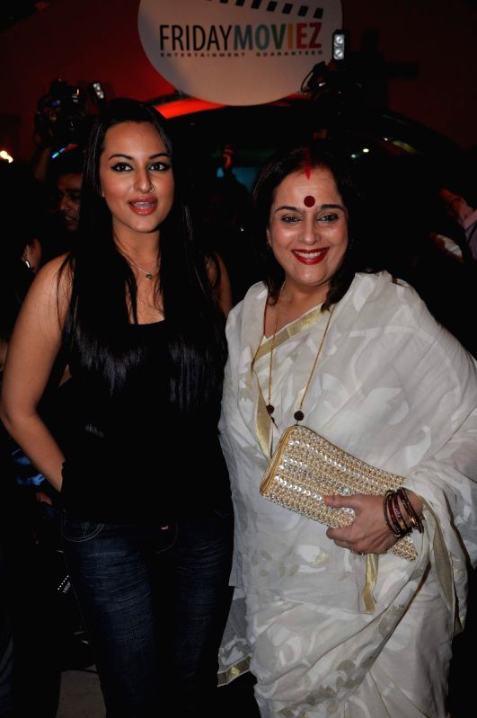 Sonakshi Sinha with mother Poonam at Fridaymoviez.com website launch at JW Marriott, Juhu in Mumbai on Friday Night.