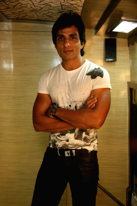 Sonu Sood at Red Carpet magazine launch at Lokhandwala.