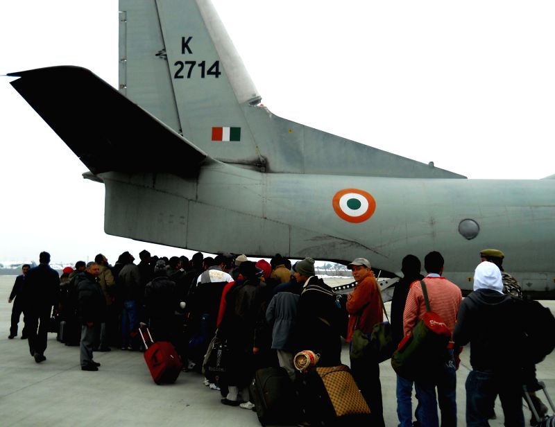 Srinagar: People stranded at Srinagar being ferried to Jammu by special Indian Air Force (IAF) sorties.