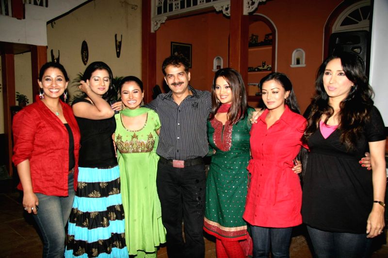 Star Plus Char Behnein special screening bash in Goregaon.