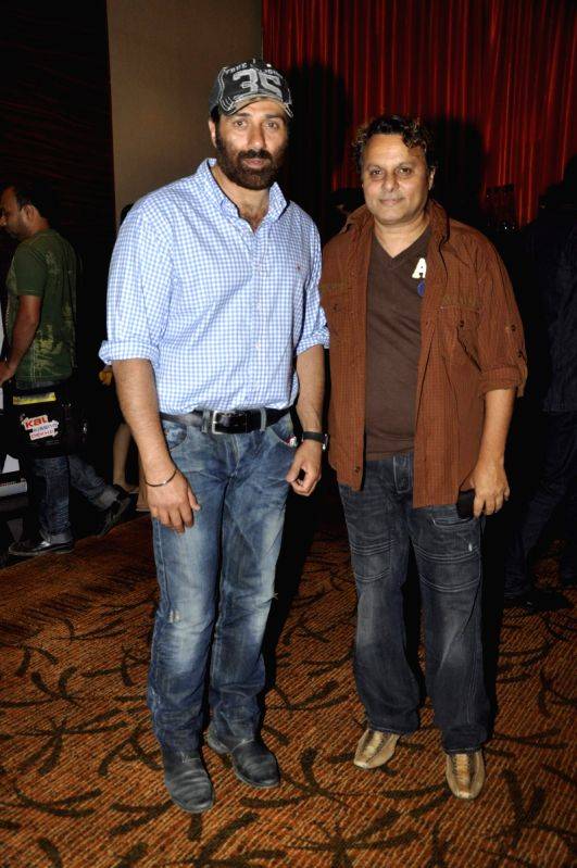 Sunny Deol at Right Ya Wrong success bash at Novotel.
