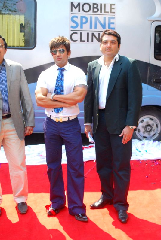 Yash Birla launches India&rsquo;s first mobile Spine Clinic at Worli.