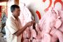 Bengal artisans sculpt Ganesha idols in Karnataka (Feature) 
