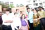 Khichidi film promotion Shah Rukh Khan's house Mannat.
