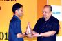 Kashmiri lensman bags MFI best photographer award 