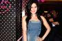 Zarine Khan, looking fresh and young and lovely in a blue dress promised to try the brand out, as she perused the collection. Martin personally attended to this very special guest at La Senza. She also made a graceful exit when Deepika entered.