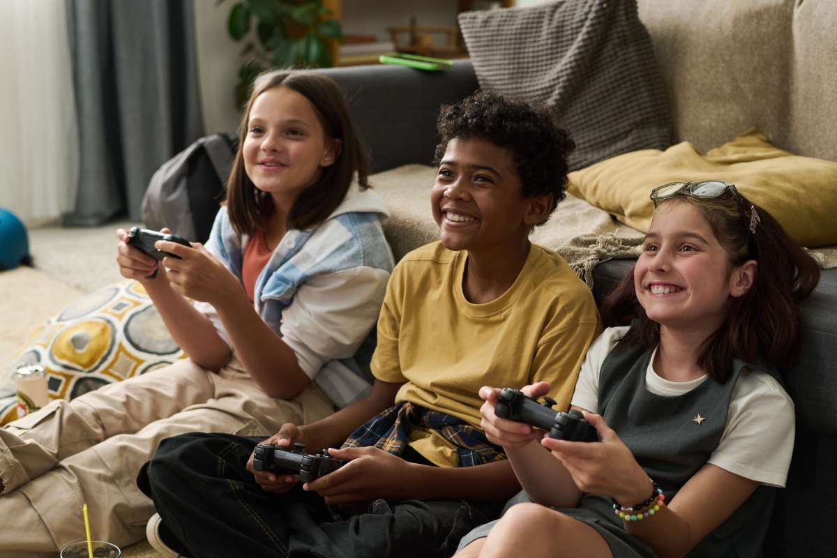 The Emotional Effects of Online Gaming: Benefits and Risks Explained