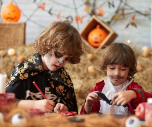 15 Simple DIY Halloween Decorations Kids Can Make