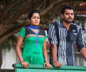 Thomson Villa Movie Cast, Review, Wallpapers & Trailer
