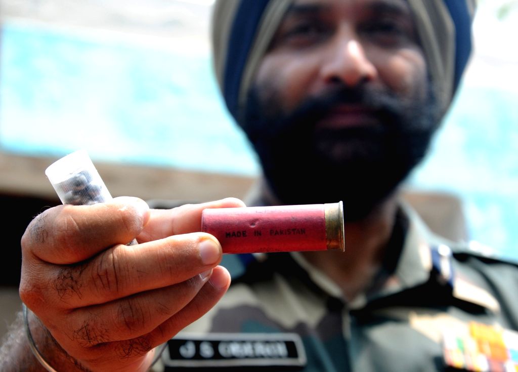 BSF seizes 21 kg heroin in Punjab